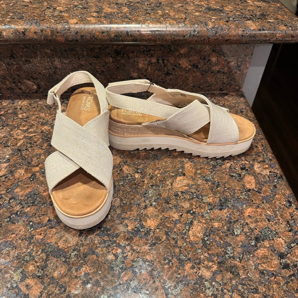 Toms Shoes - TOMS Natural/Cream Crisscross Platform Sandals